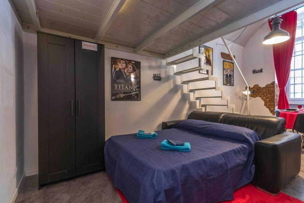 شقة Hollywood Housein The Heart Of تورينو المظهر الخارجي الصورة