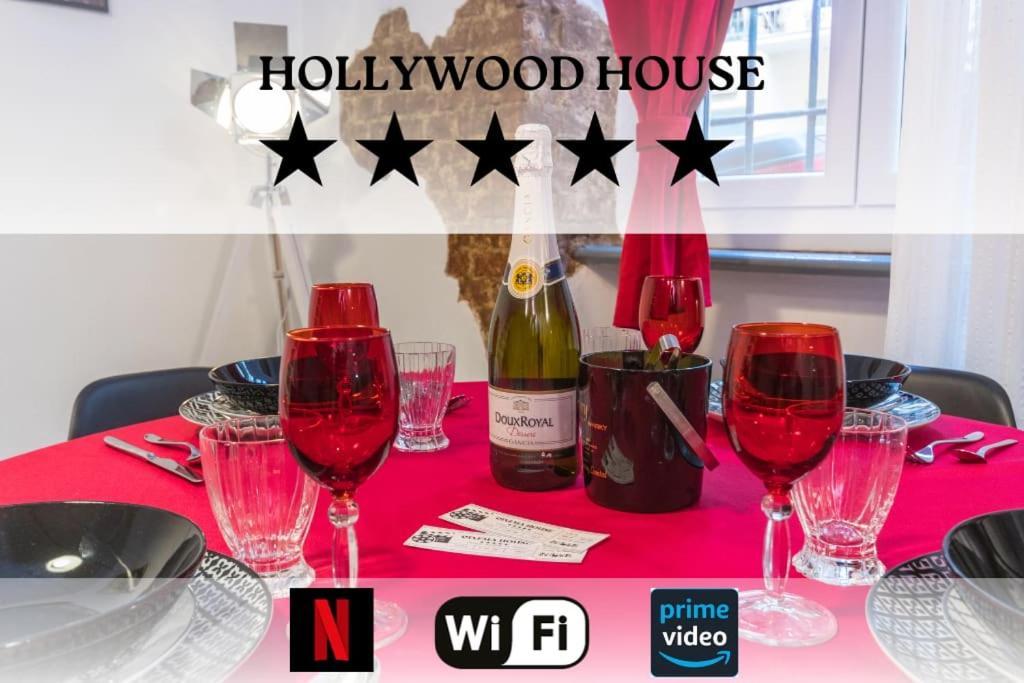 شقة Hollywood Housein The Heart Of تورينو المظهر الخارجي الصورة